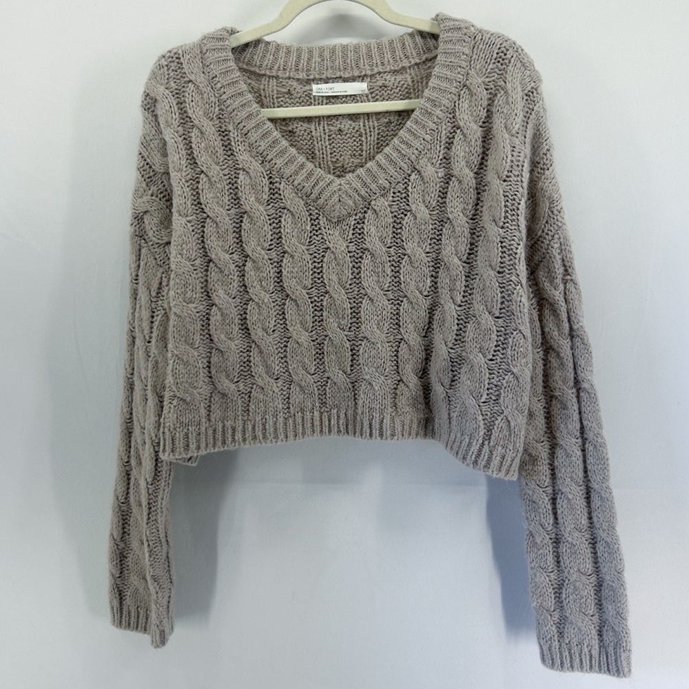 Oak + Fort Grey Cable Knit V Neck Cropped Chunky Knit Sweater Oversized Small